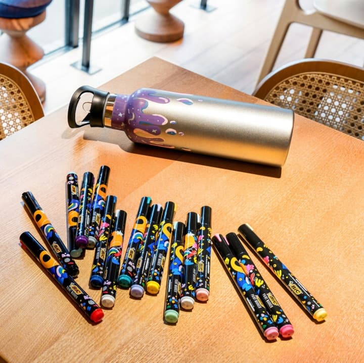 Marker akrylowy INTENSITY na bazie wody 20 sztuk (15 kolorów) 527424 BIC
