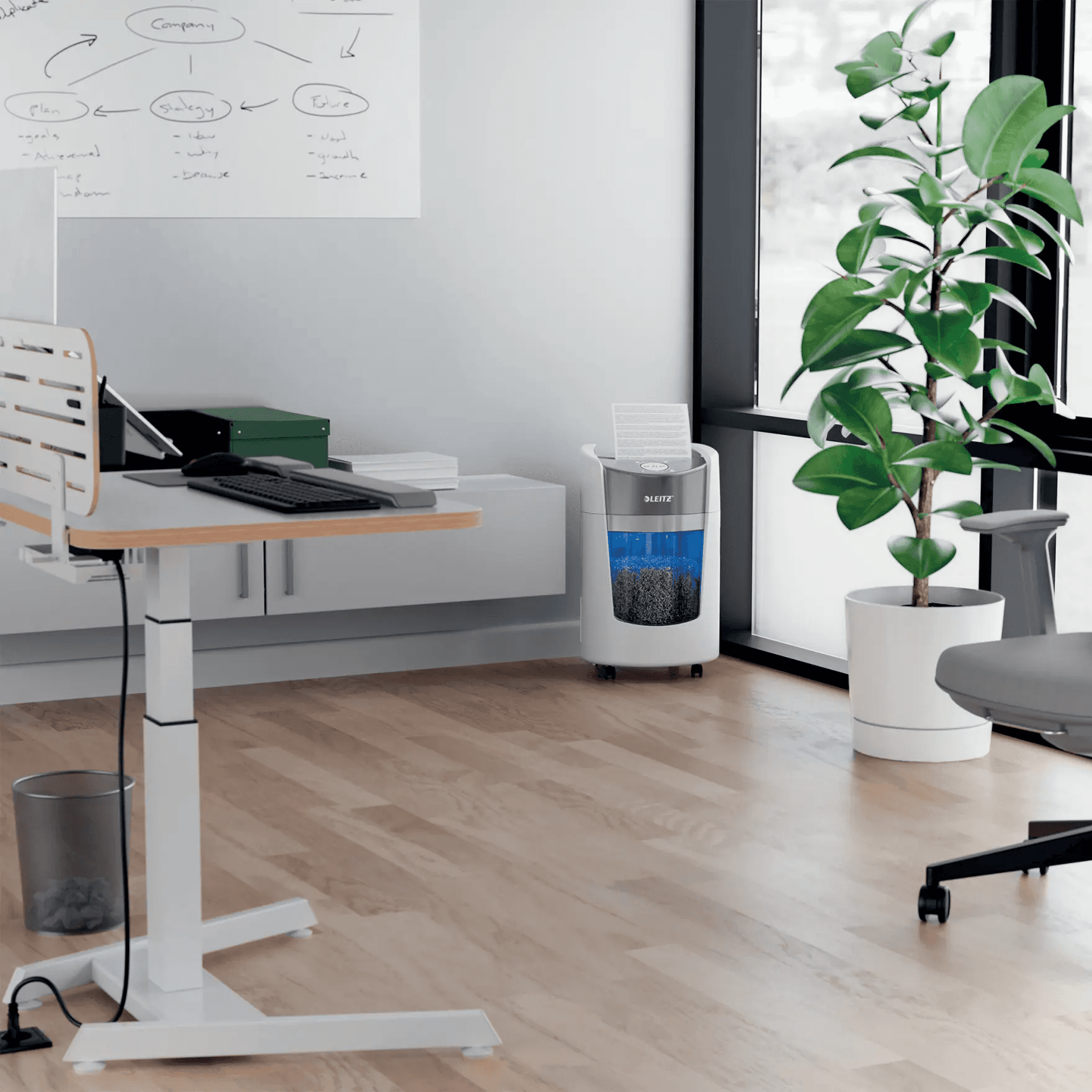 Niszczarka Leitz IQ Optimax Small Office 350 P5 22L 83590000
