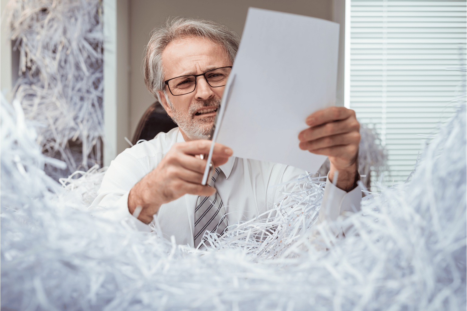 Jak wybrać niszczarkę do dokumentów w 2025: praktyczny poradnik dla domu i biura